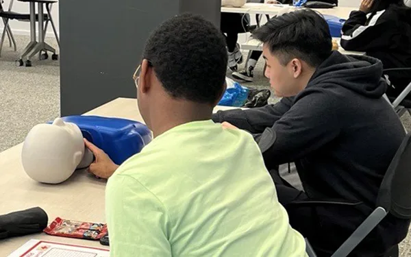 WF2 Students Learn Lifesaving Techniques at CPR Training